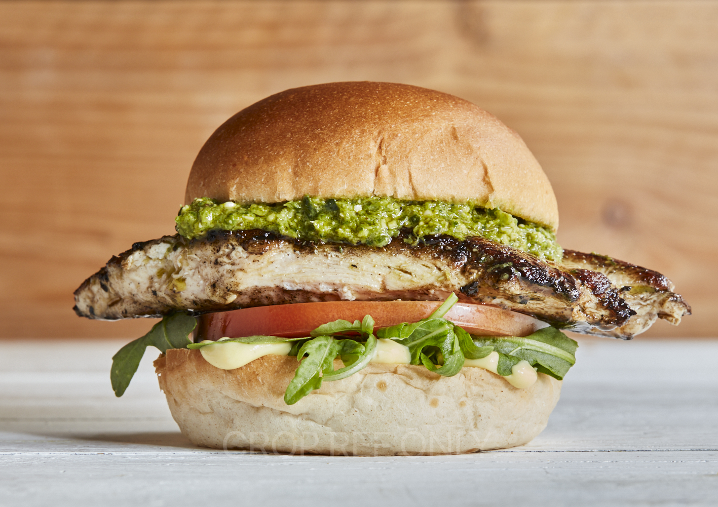 Pesto chicken burger