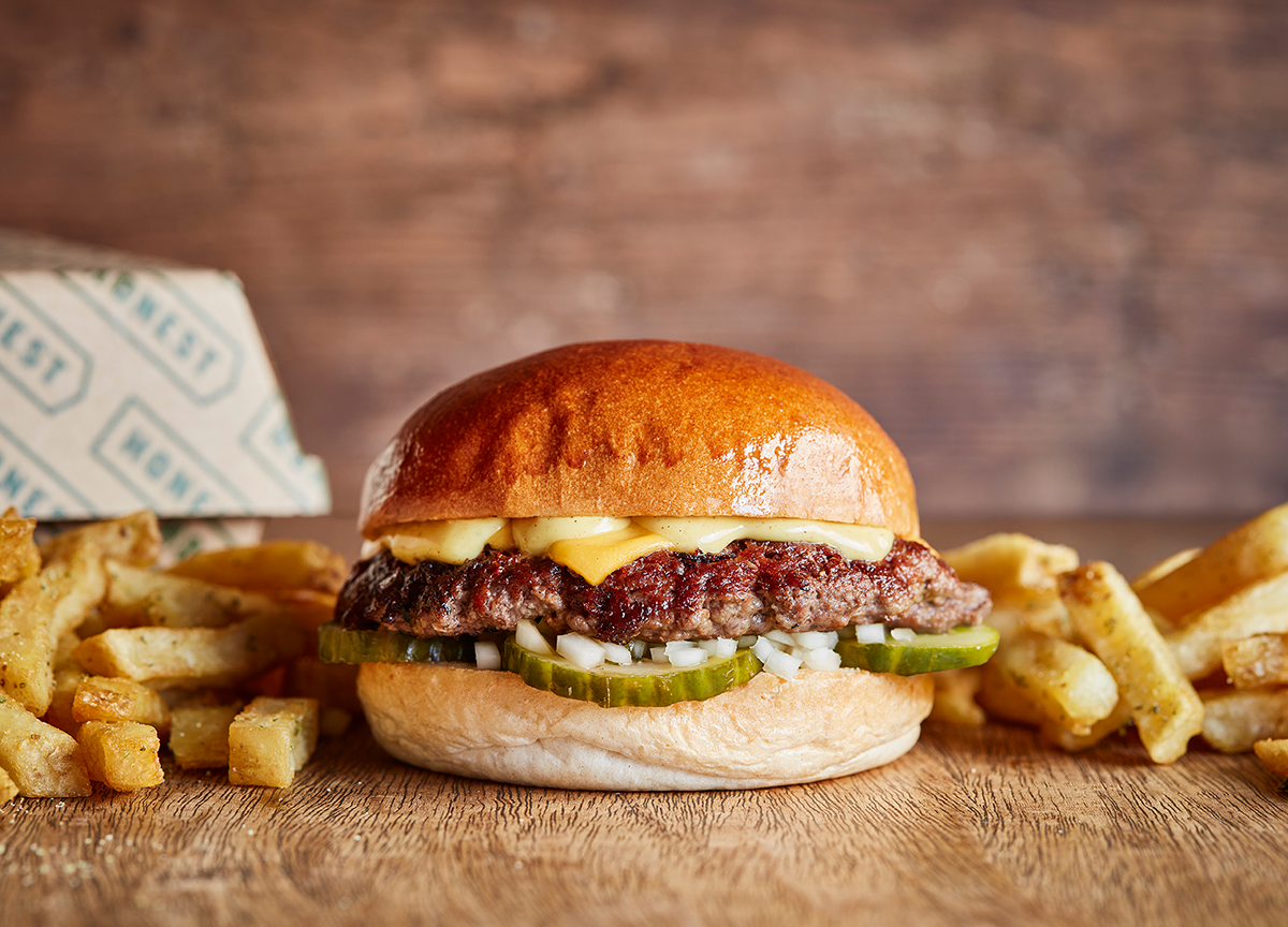 Smashed single cheeseburger