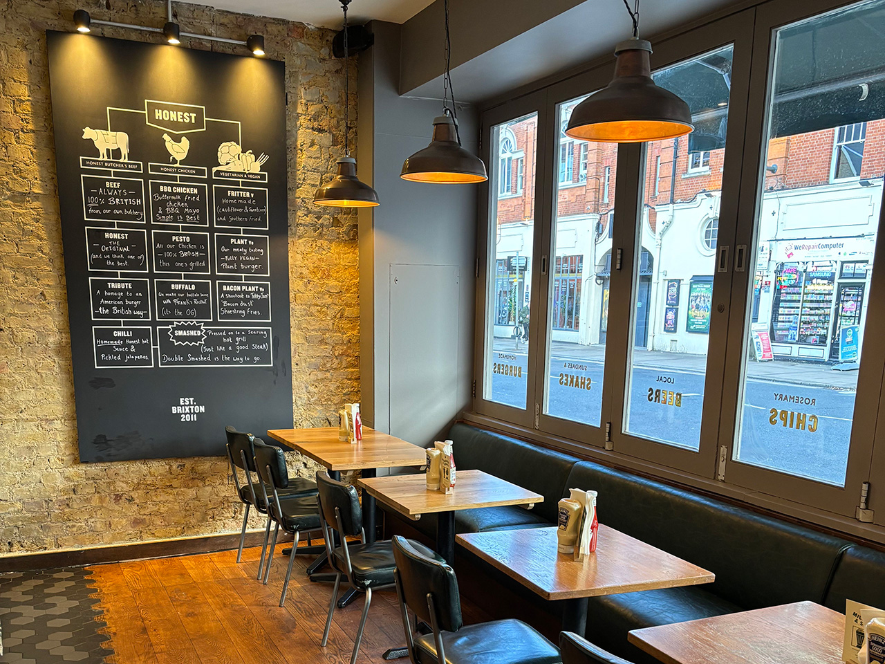 Wimbledon Honest burgers interior with front window